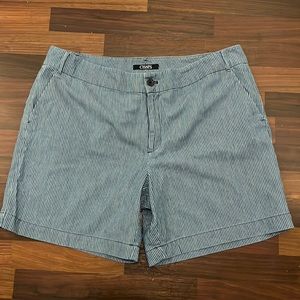 Women’s CHAPS Blue And White Stripped Shorts Size 16